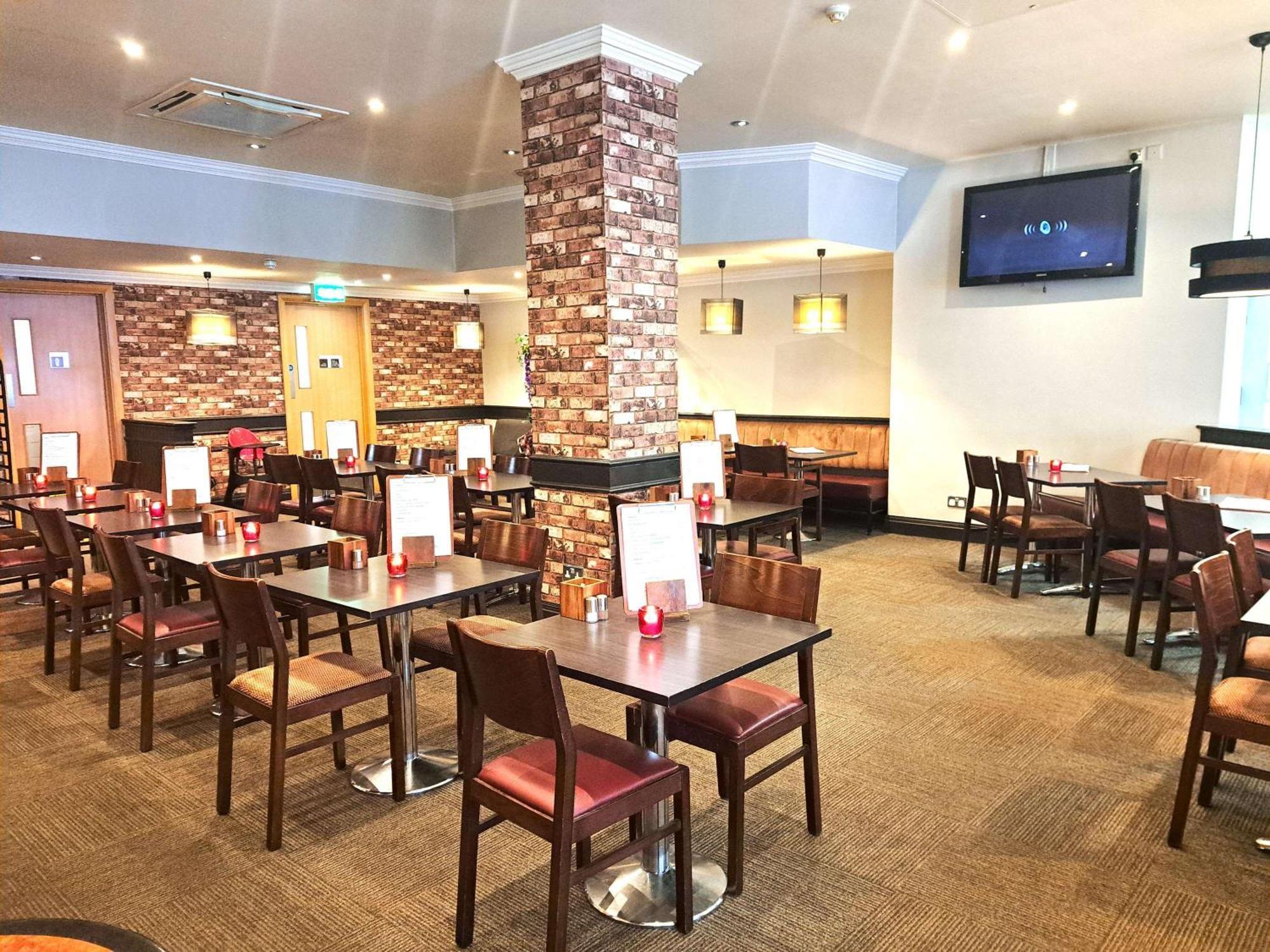 Ibis Carlisle City Centre Экстерьер фото