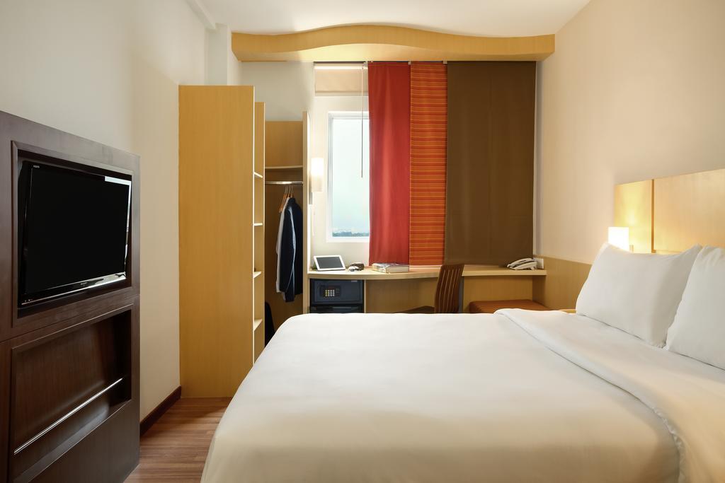 Ibis Carlisle City Centre Экстерьер фото